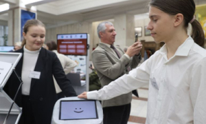 Минсвязи: у искусственного интеллекта огромный потенциал, важно обеспечить его регулирование