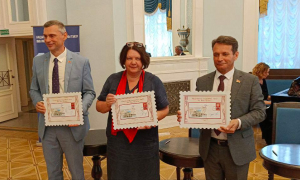 В театре имени Янки Купалы состоялась презентация почтового проекта, приуроченного к открытию 105-го театрального сезона